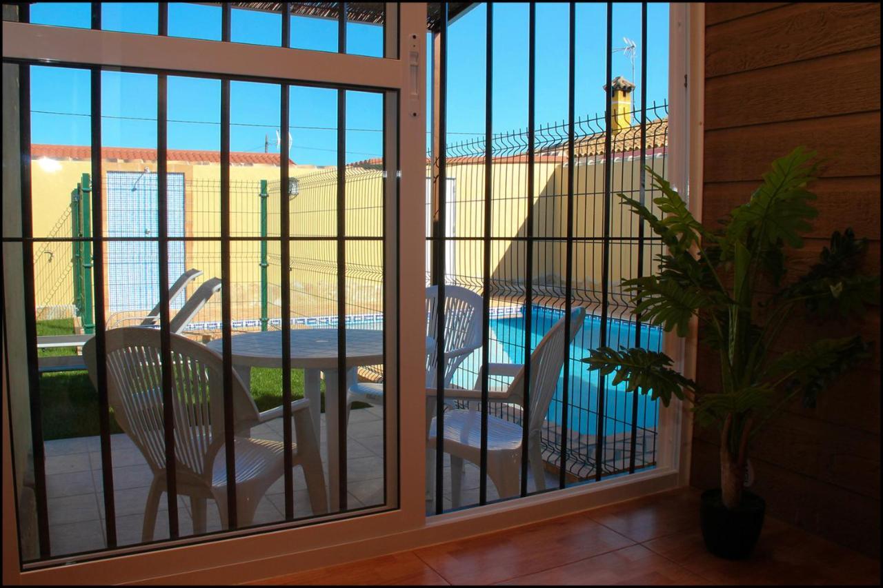 Bungalow Curro Pareja 131 Conil De La Frontera Eksteriør billede